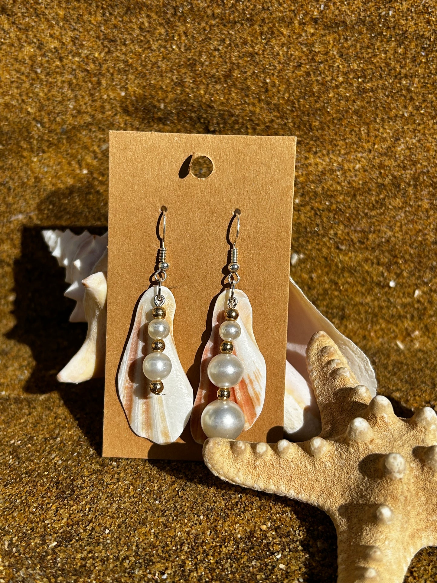 Queen Scallop Earrings